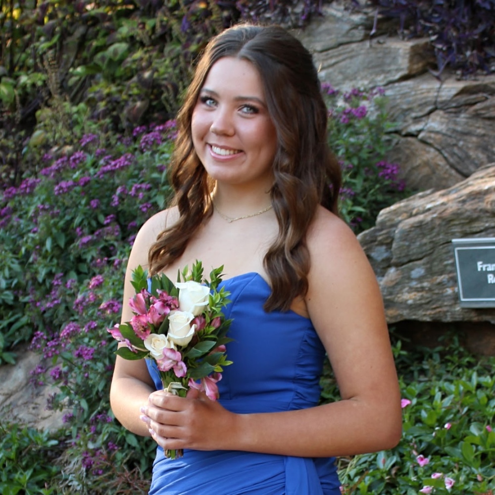 Meet your Posher, Kaylie